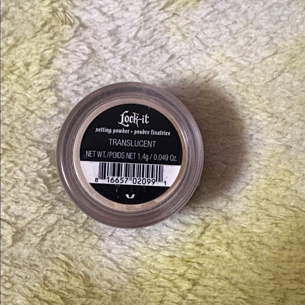Makeup Bundle - Picture 2 of 9